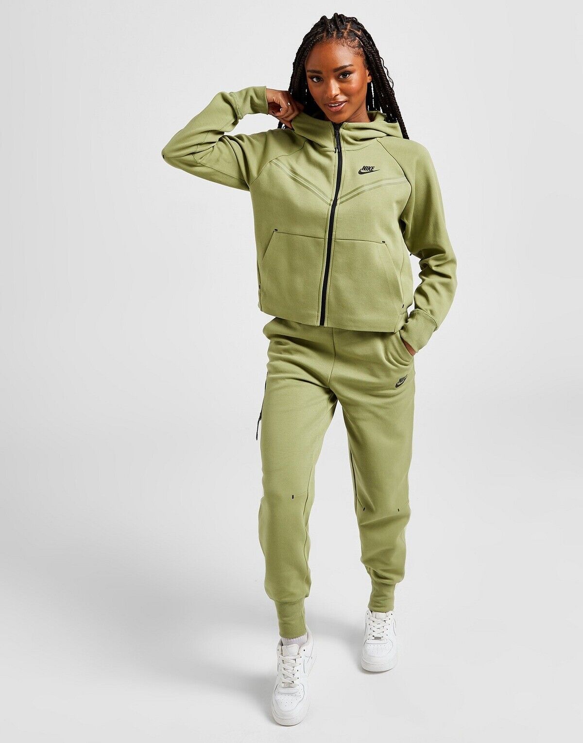 niet voldoende Hectare nakomelingen Nike Tech Fleece Dames Trainingspak Green Dames shoppen? | Soccerfanshop BE